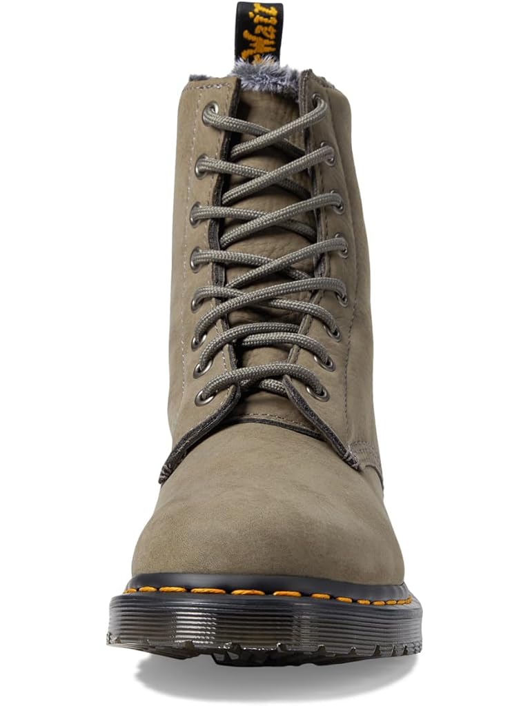 Dr. Martens 1460 Serena