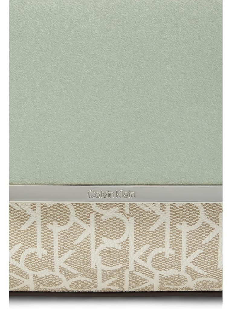 Calvin Klein Sky Signature Crossbody